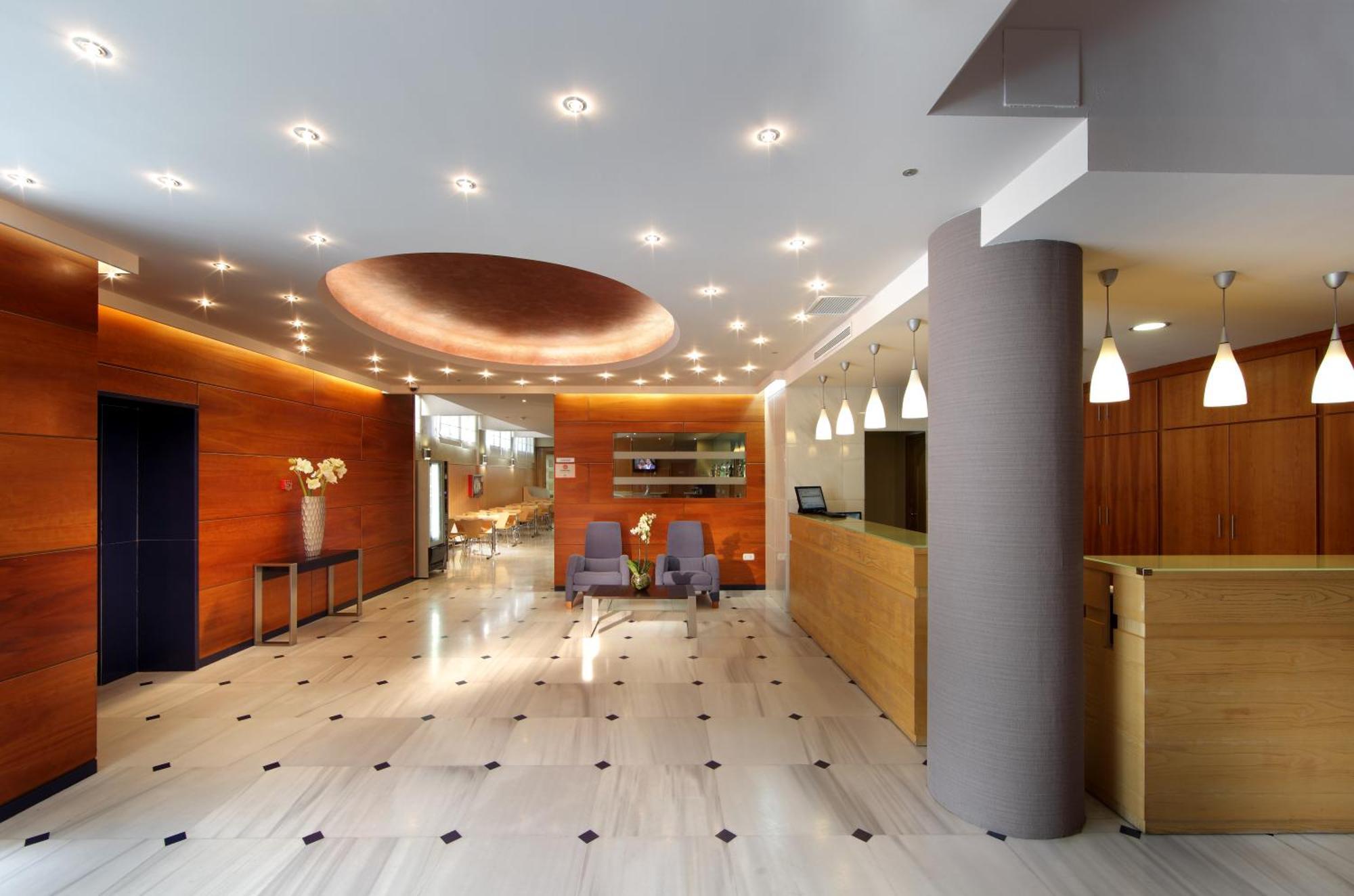 Hotel Villa Blanca 알보로테 외부 사진