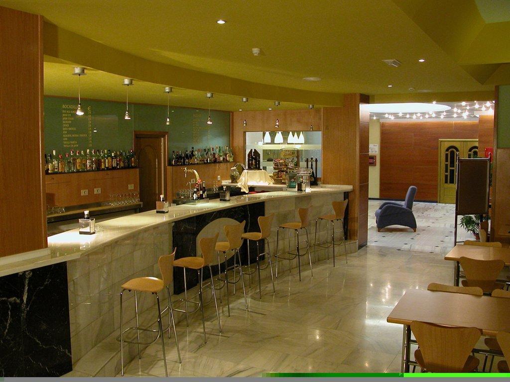 Hotel Villa Blanca 알보로테 외부 사진